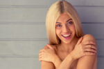 topless mum comfortable with family nudity