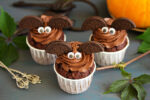 bat Halloween cupcakes recipe
