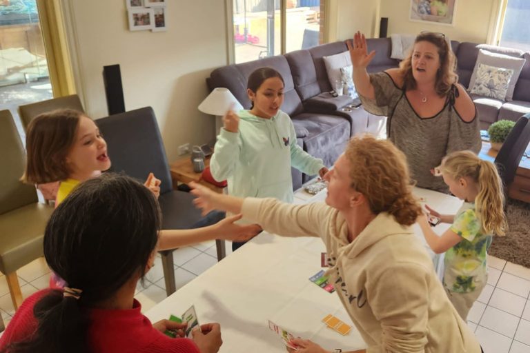 Family Exploding 60 Families, 5 Games, 1 Review: Exploding Kittens Games Deliver Fast ...