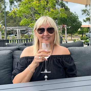 Elaine Davies