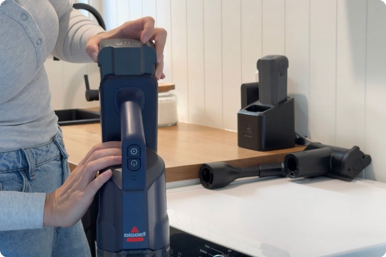 BISSELL PowerClean DualBrush Review: Two Mums Share the Honest Truth - Dogs, Kids & All 9 Bissell PowerClean DualBrush Review - batteries