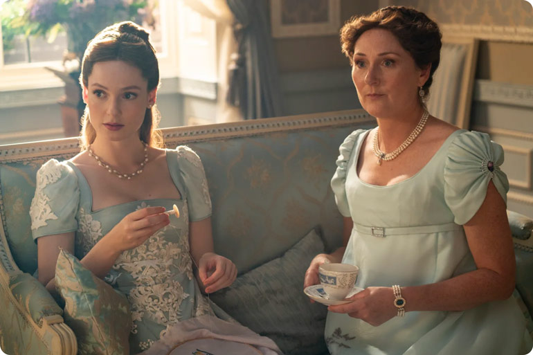 Lady Violet with her daughter Francesca